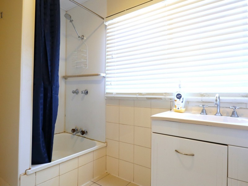 19 Lewis Street, Roma QLD 4455