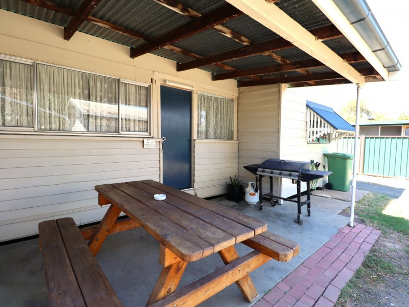 19 Lewis Street, Roma QLD 4455