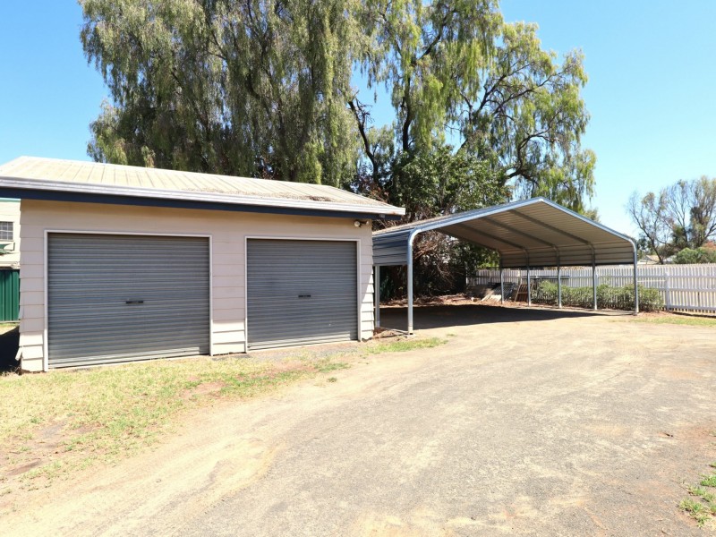 19 Lewis Street, Roma QLD 4455