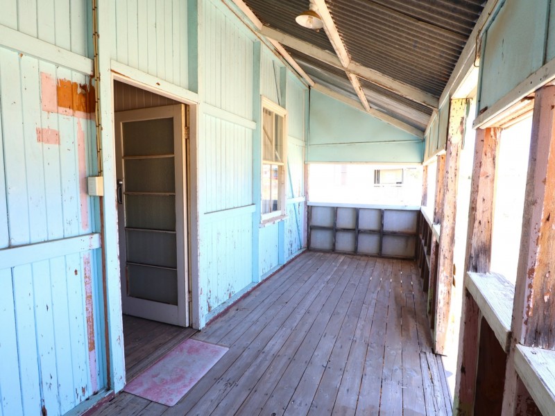 58 Feather Street, Roma QLD 4455