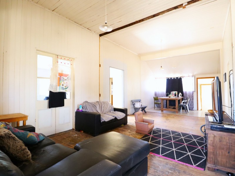 58 Feather Street, Roma QLD 4455