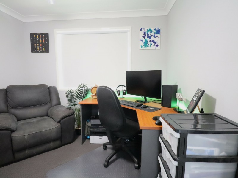 12 Wheeler Drive, Roma QLD 4455