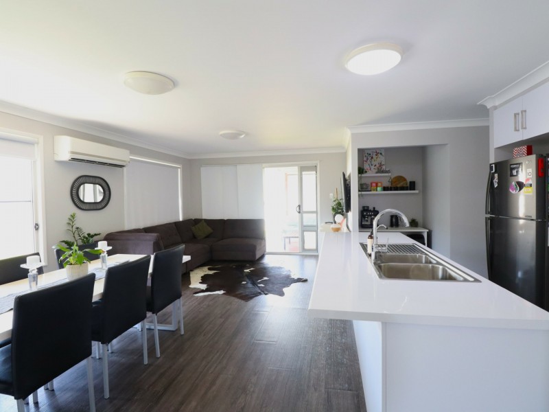 12 Wheeler Drive, Roma QLD 4455