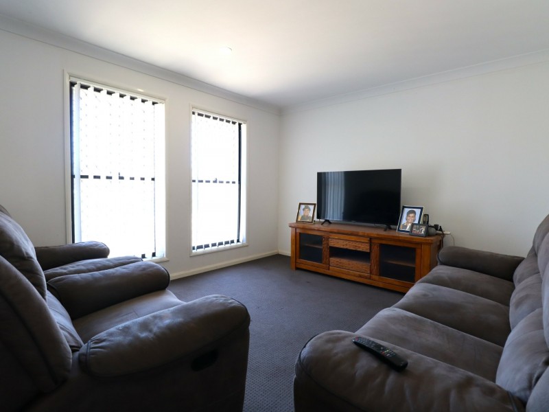 6 Beetson Drive, Roma QLD 4455