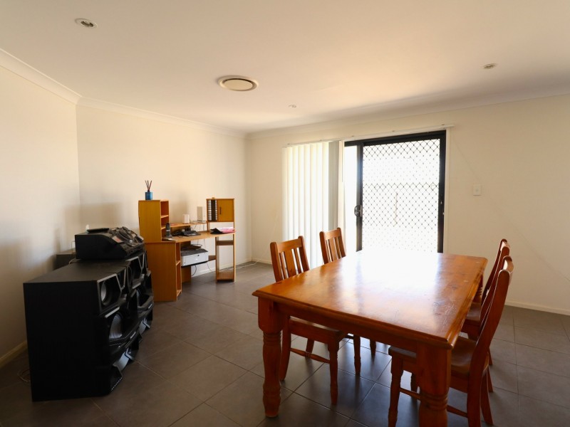 6 Beetson Drive, Roma QLD 4455