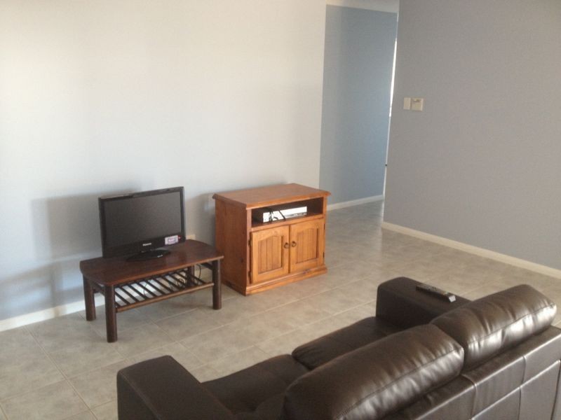 11 Edna Street, Roma QLD 4455