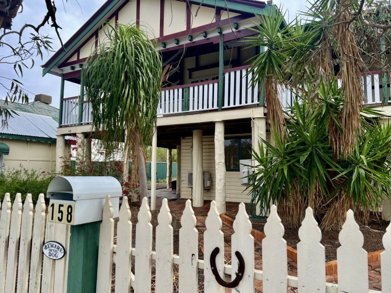 158 McDowall Street, Roma QLD 4455
