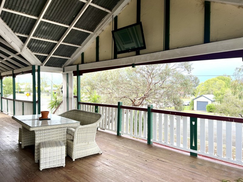 158 McDowall Street, Roma QLD 4455