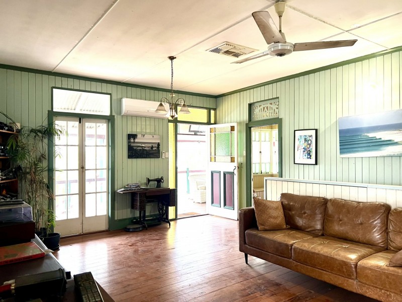 158 McDowall Street, Roma QLD 4455