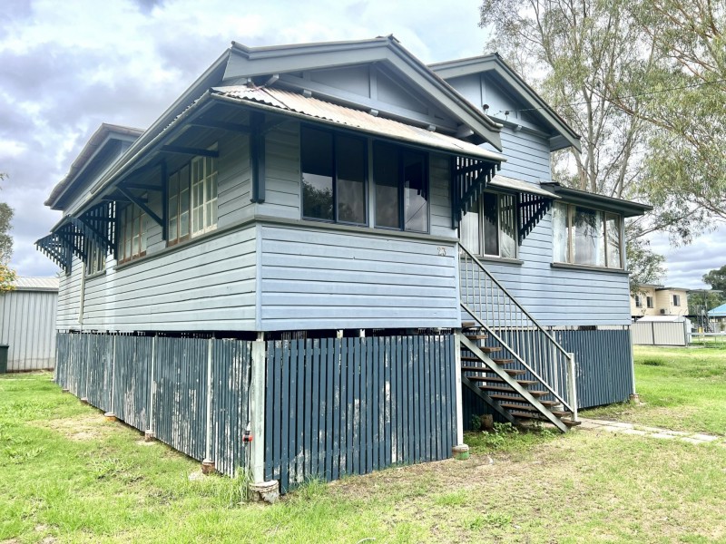 21 – 23 Station Street, Roma QLD 4455