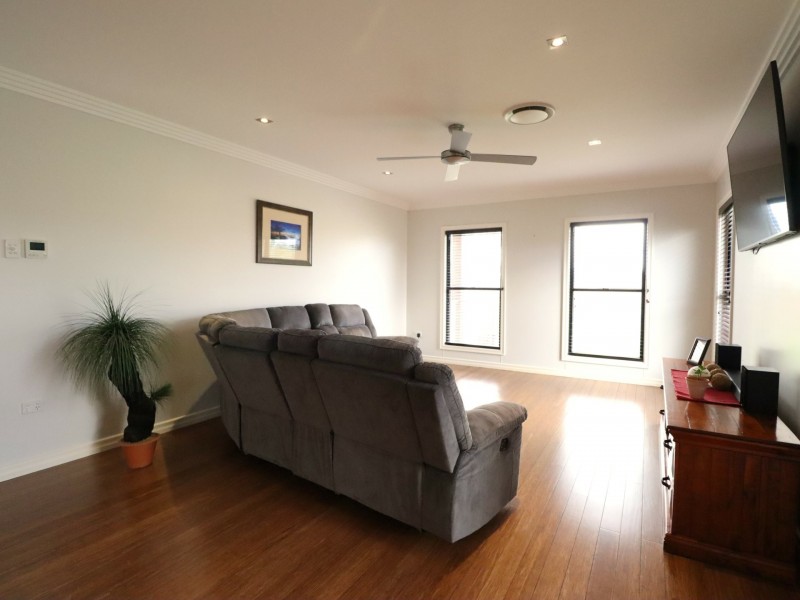 48 Duke Street, Roma QLD 4455