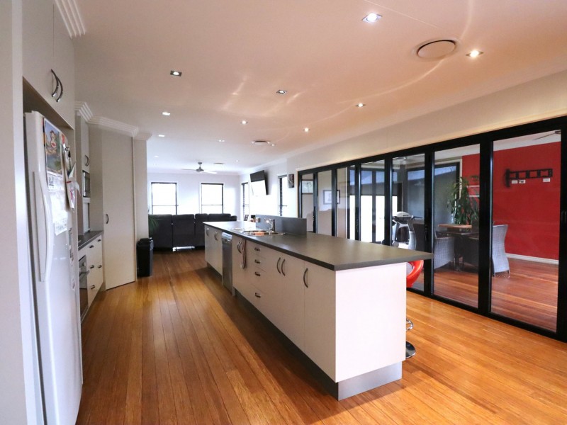48 Duke Street, Roma QLD 4455