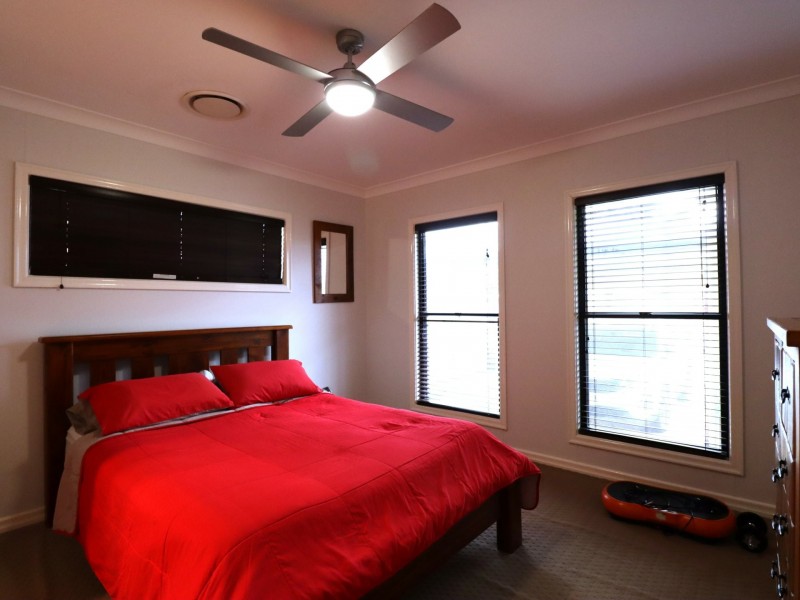 48 Duke Street, Roma QLD 4455