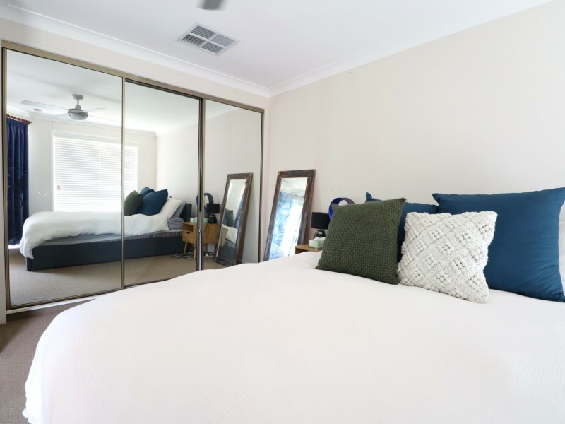 1  & 2/185 Edwardes Street, Roma QLD 4455