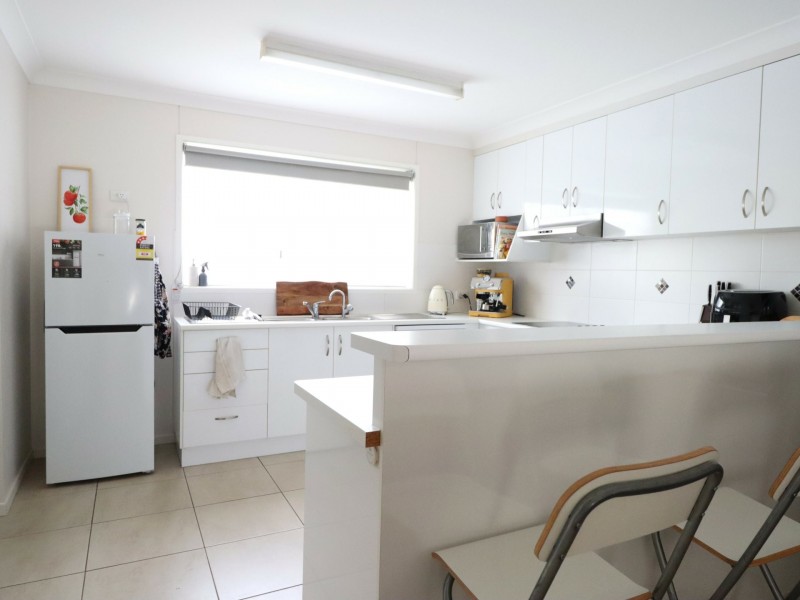 1  & 2/185 Edwardes Street, Roma QLD 4455