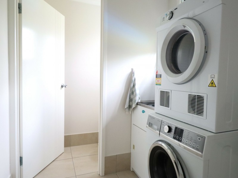 1  & 2/185 Edwardes Street, Roma QLD 4455