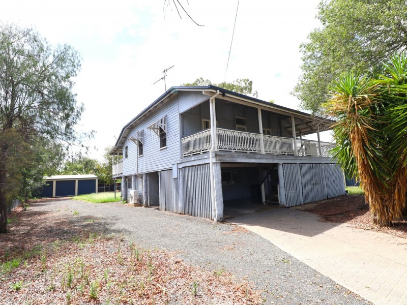 66 Charles Street, Roma QLD 4455