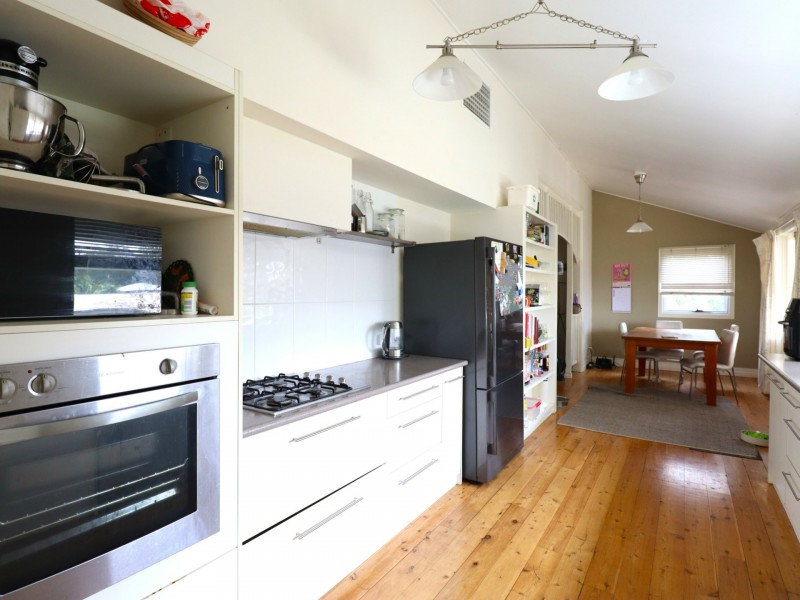 66 Charles Street, Roma QLD 4455