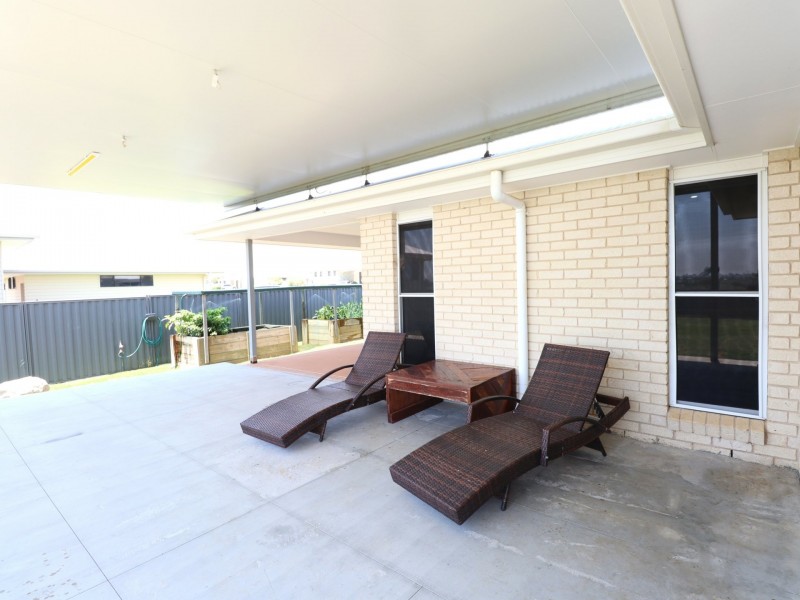 32 Beetson Drive, Roma QLD 4455