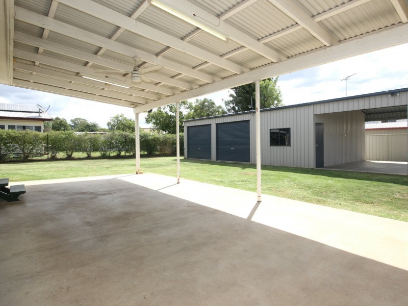 39 Taylor Street, Roma QLD 4455
