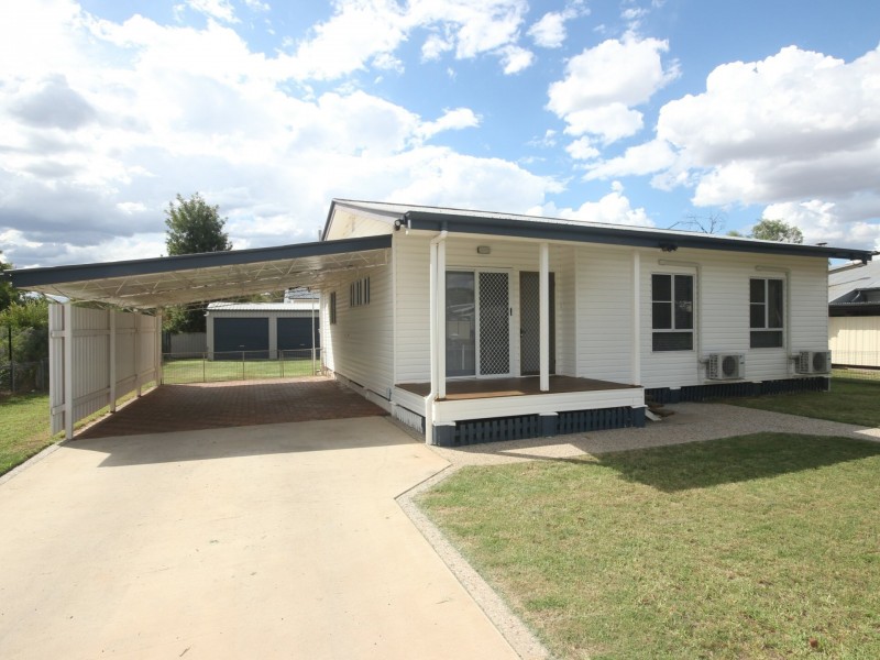 39 Taylor Street, Roma QLD 4455