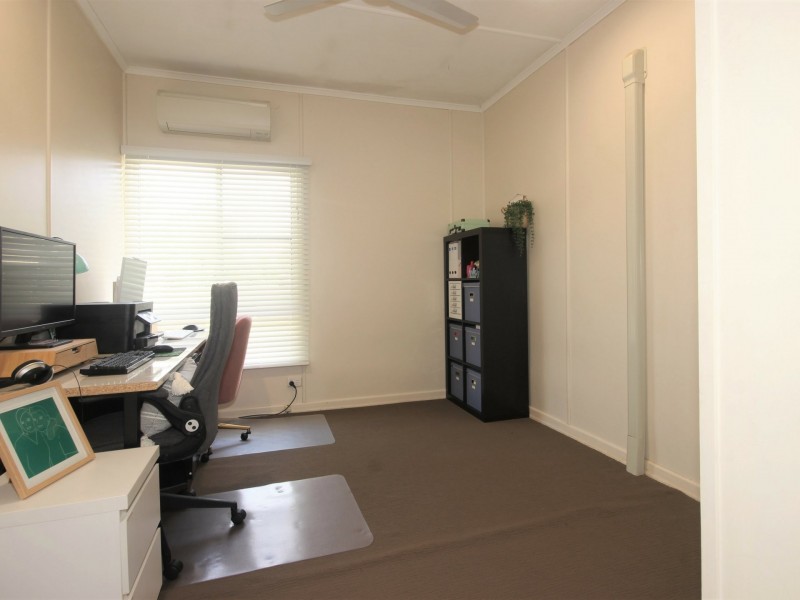 39 Taylor Street, Roma QLD 4455