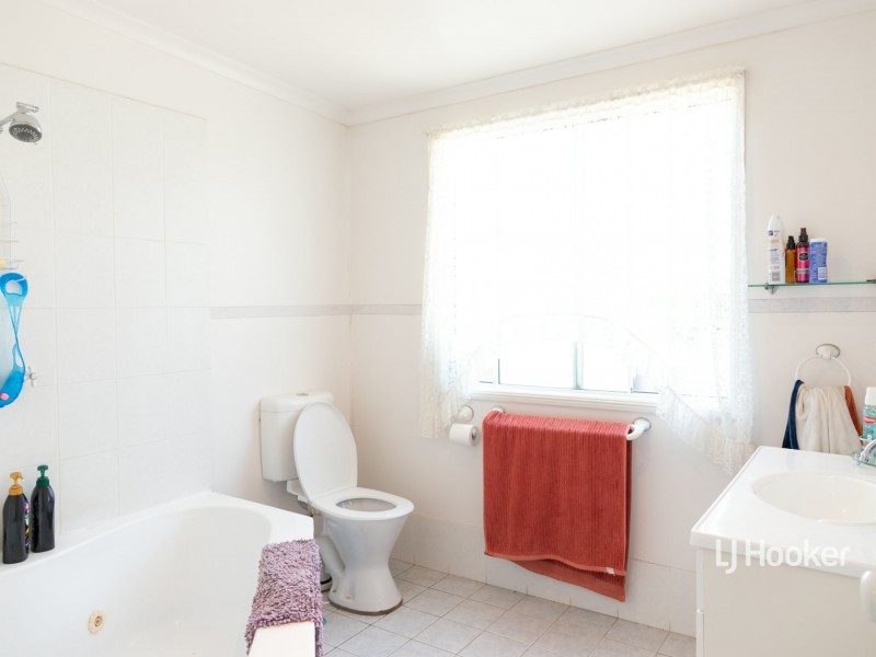 33 High Street, Wallumbilla QLD 4428