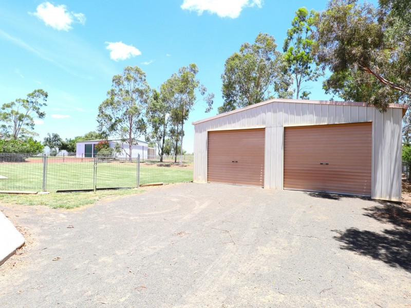 8 Baker Finch Crescent, Roma QLD 4455