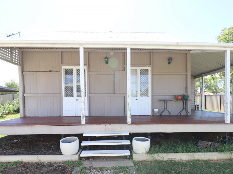 1 Soutter Street, Roma QLD 4455