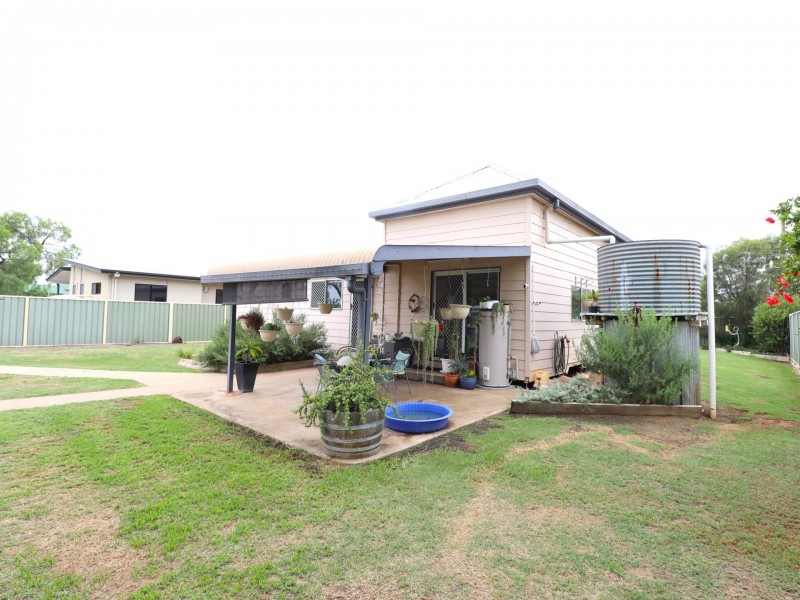 109 Wyndham Street, Roma QLD 4455