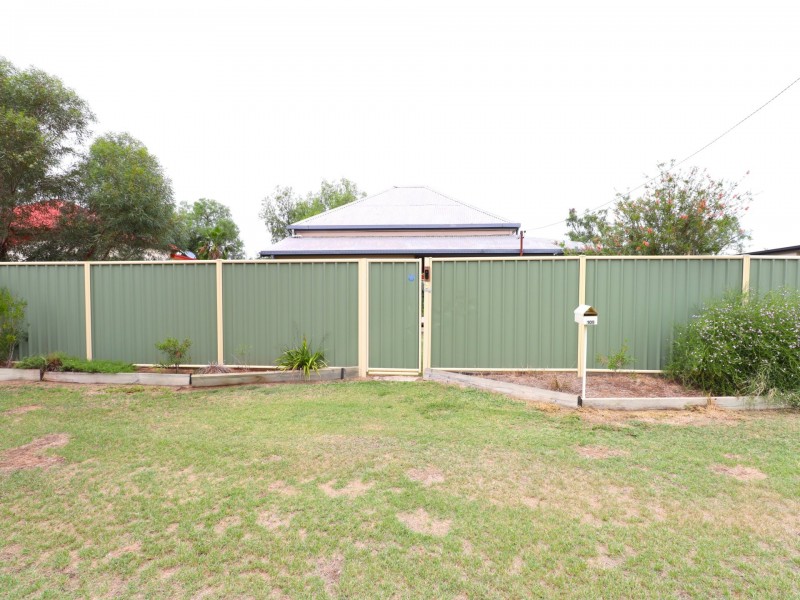 109 Wyndham Street, Roma QLD 4455