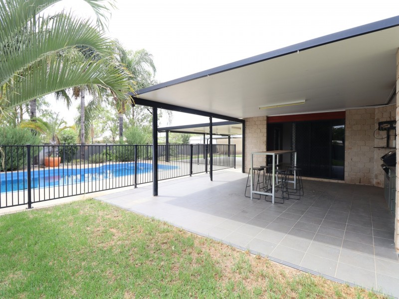 2 Webb Court, Roma QLD 4455