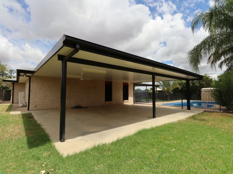 2 Webb Court, Roma QLD 4455