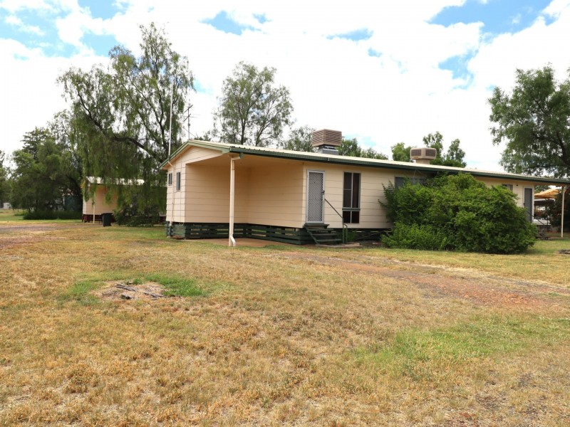 272 Edwardes Street, Roma QLD 4455