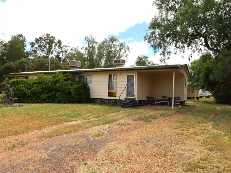 272 Edwardes Street, Roma QLD 4455