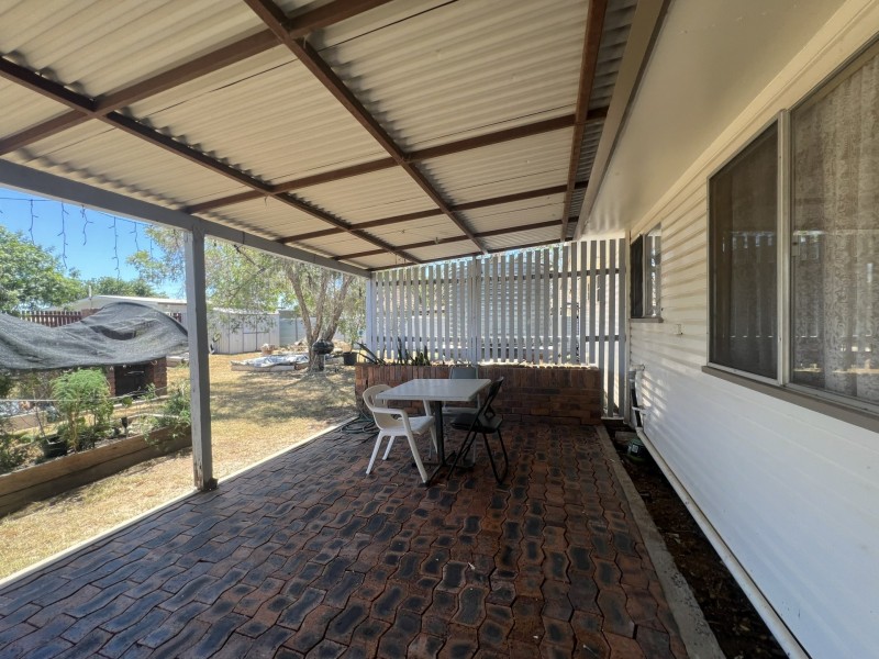 17 Foott Street, Roma QLD 4455