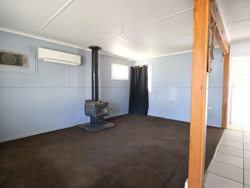 186 Alice Street, Mitchell QLD 4465