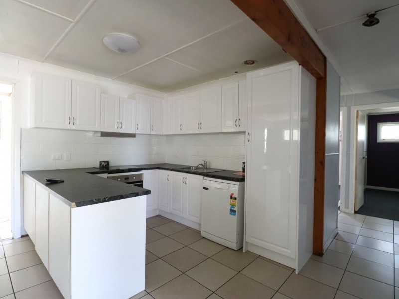 186 Alice Street, Mitchell QLD 4465