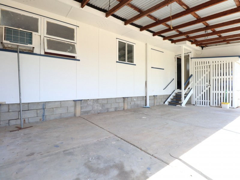 186 Alice Street, Mitchell QLD 4465