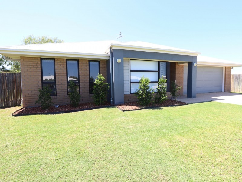 19 Highview Close, Roma QLD 4455