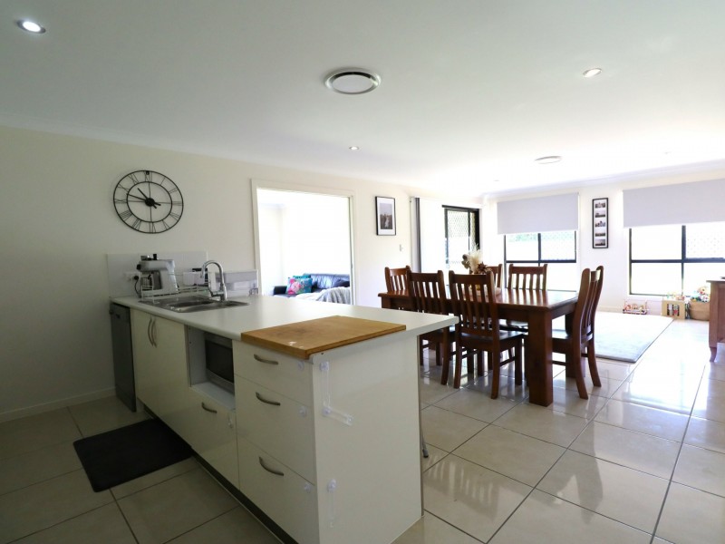 19 Highview Close, Roma QLD 4455