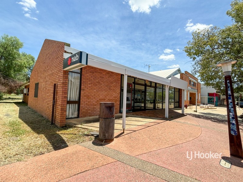 41 Cambridge street, Mitchell QLD 4465