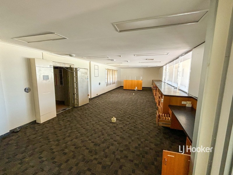 41 Cambridge street, Mitchell QLD 4465