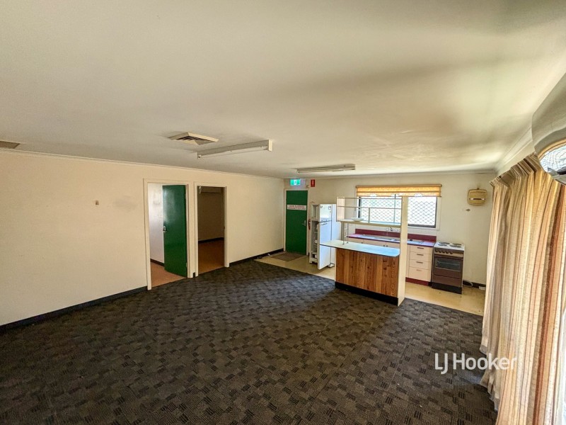 41 Cambridge street, Mitchell QLD 4465