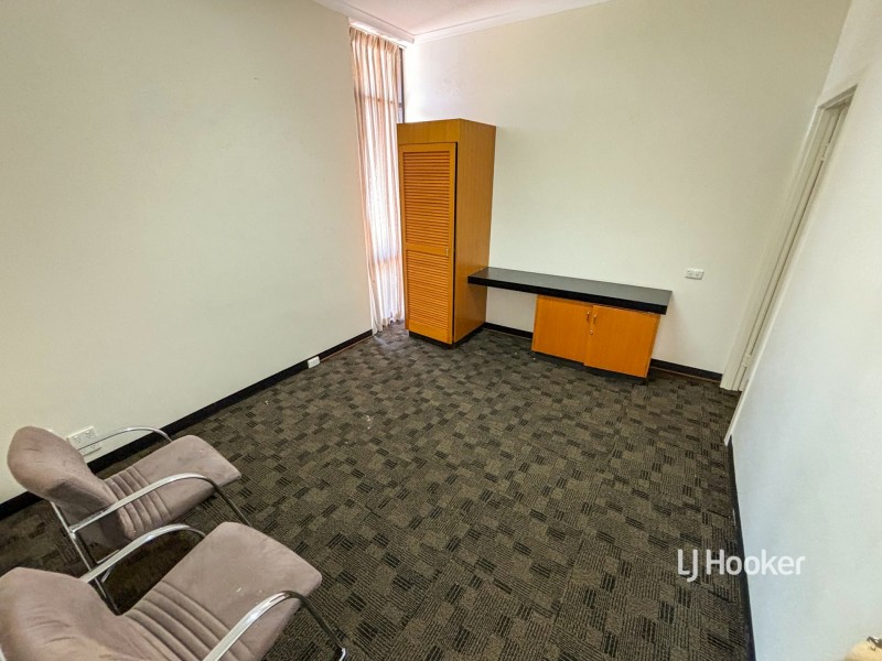 41 Cambridge street, Mitchell QLD 4465