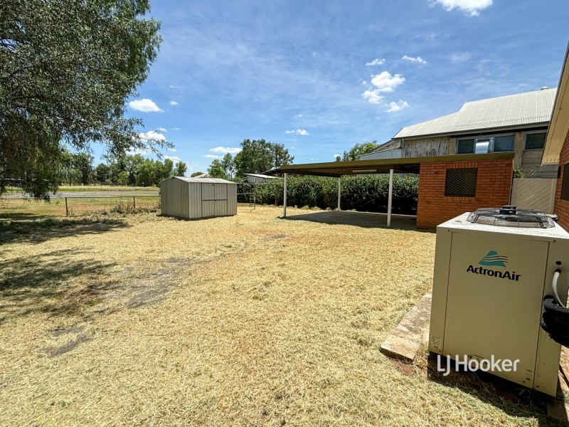 41 Cambridge street, Mitchell QLD 4465