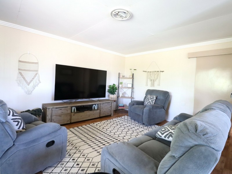 30 Roslyn Drive, Roma QLD 4455