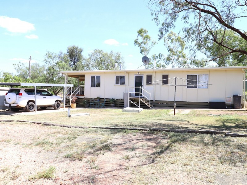 30 Roslyn Drive, Roma QLD 4455