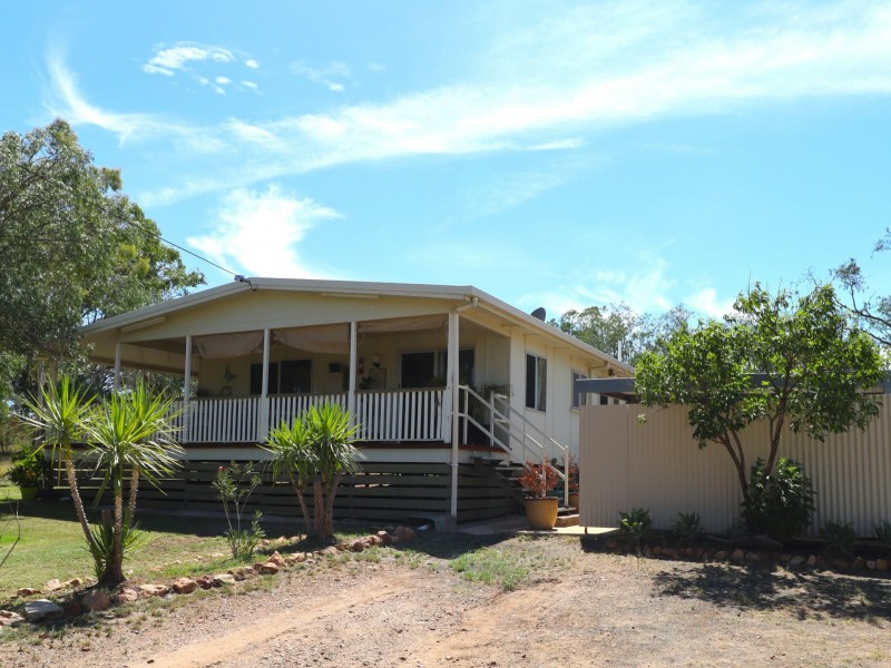30 Roslyn Drive, Roma QLD 4455