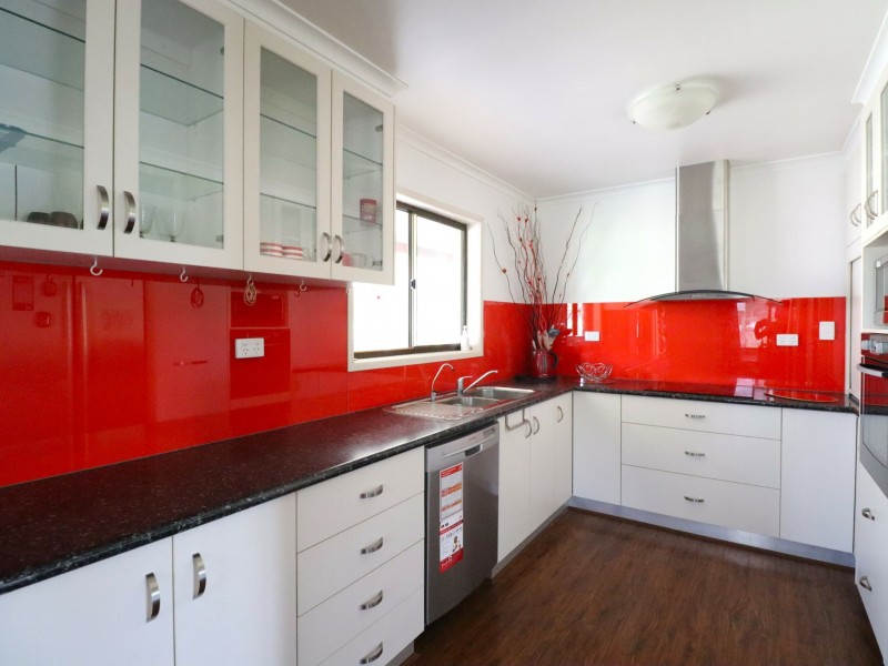 65 Rugby Street, Mitchell QLD 4465